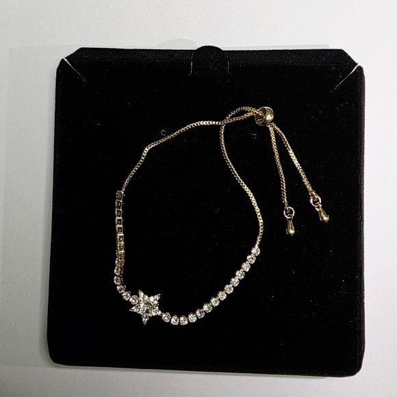 Jewelry - Sparkling Star Adjustable Gold Bracelet